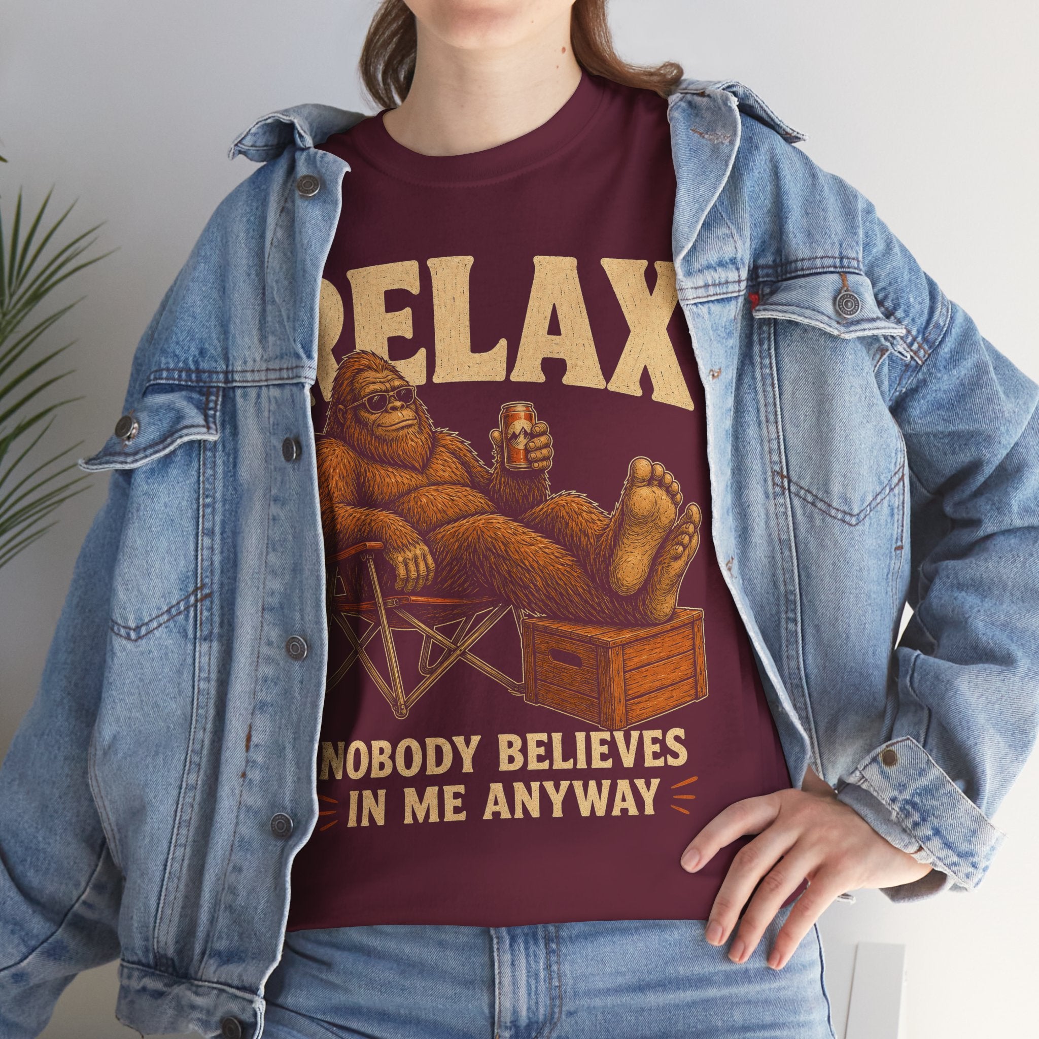 Funny Bigfoot Camp Chair T-Shirt – Relax Nobody Believes In Me Tee