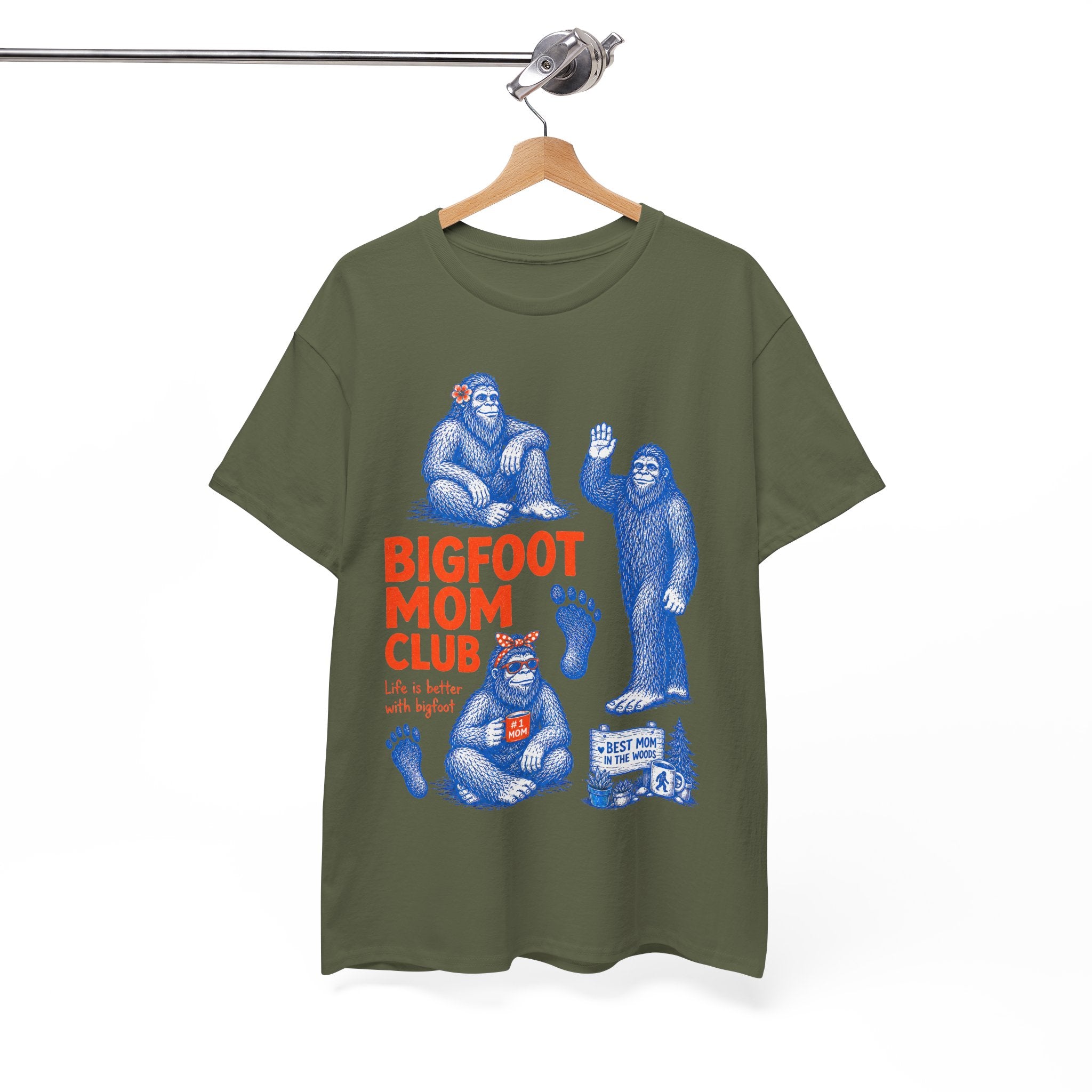 Bigfoot Mom Club T-Shirt – Funny Sasquatch Mom Vintage Graphic Tee