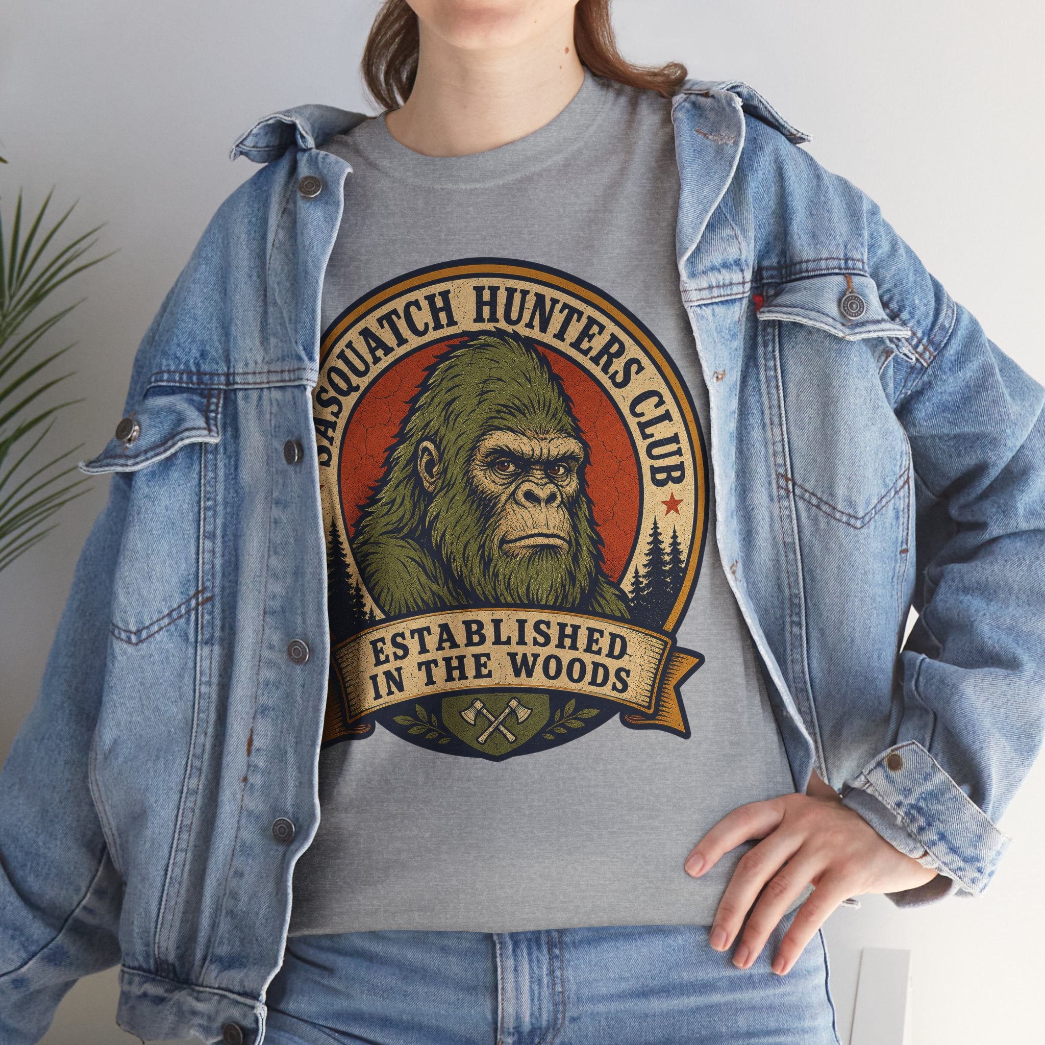 Sasquatch Hunters Club T-Shirt – Retro Bigfoot Emblem Badge Graphic Tee