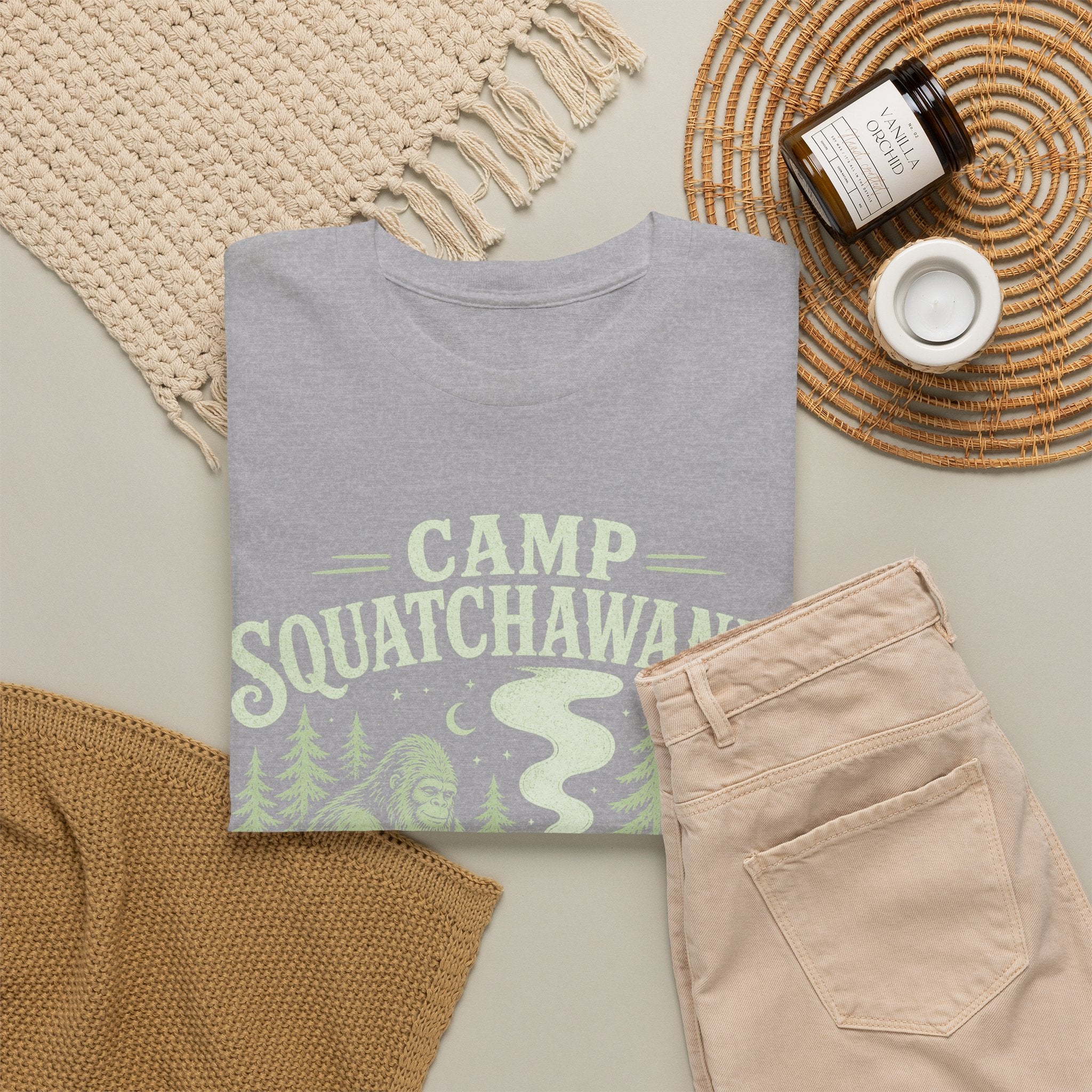 Funny Camp Squatchawanna T-Shirt – Bigfoot Campfire Graphic Tee