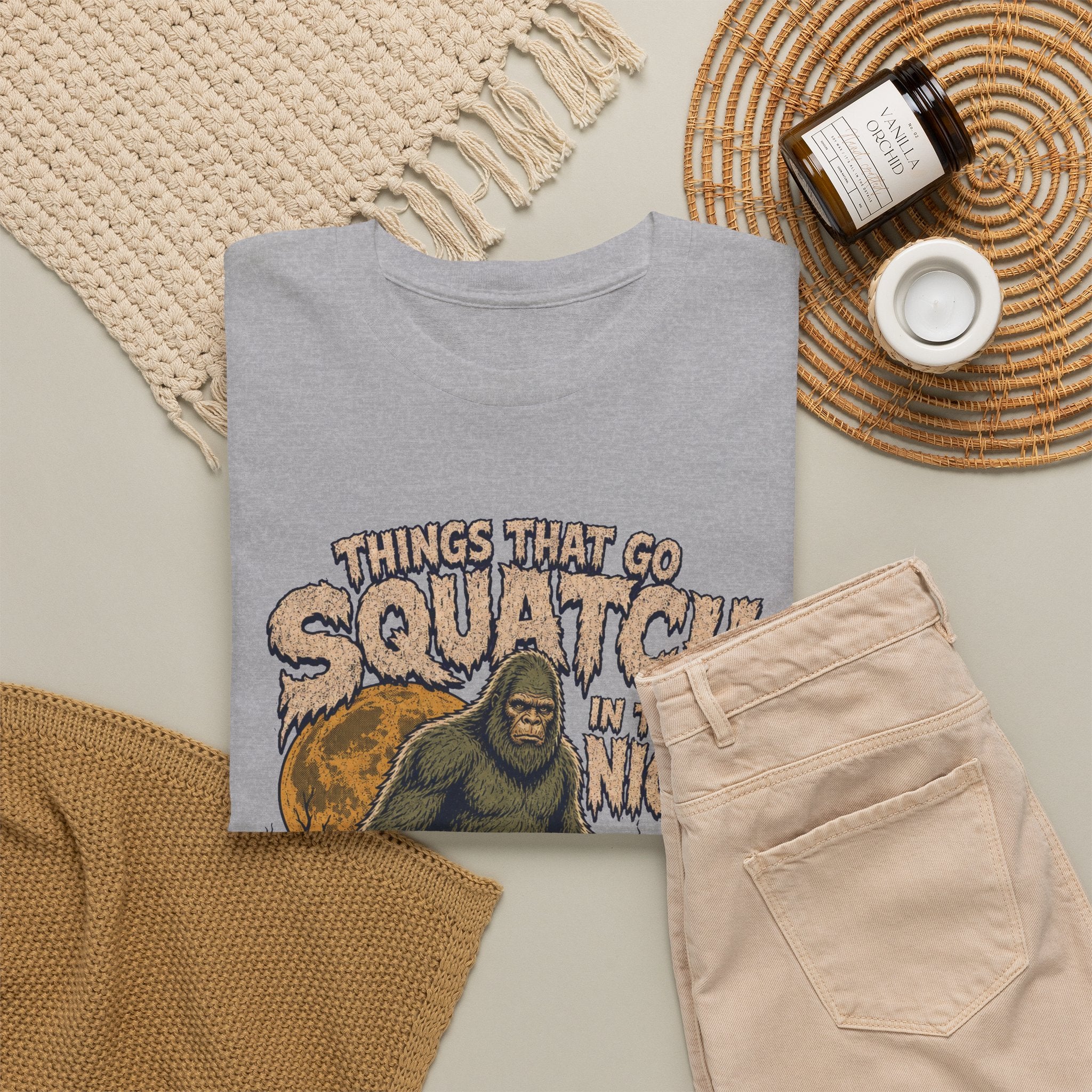 Things That Go Squatch In The Night T-Shirt – Bigfoot Halloween Tee