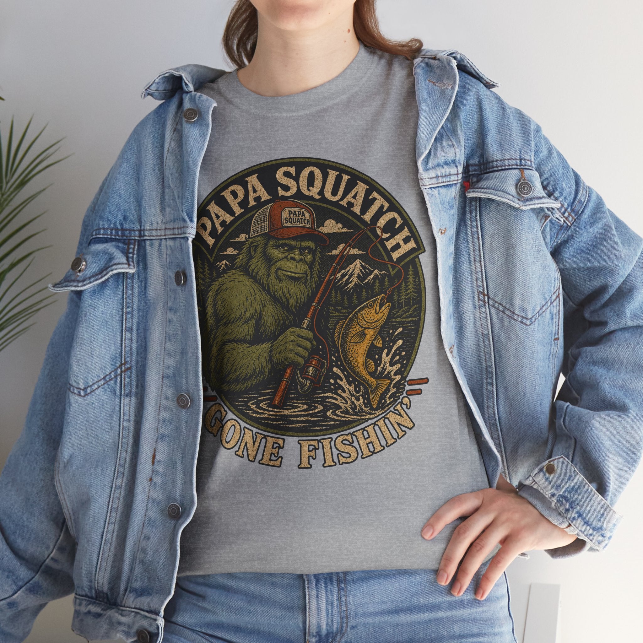 Papa Squatch Gone Fishin' T-Shirt – Funny Bigfoot Fishing Dad Tee